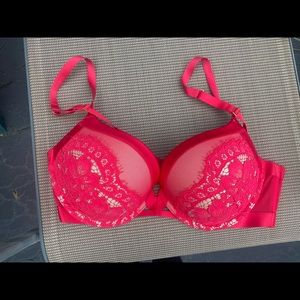 Victoria’s Secret bra